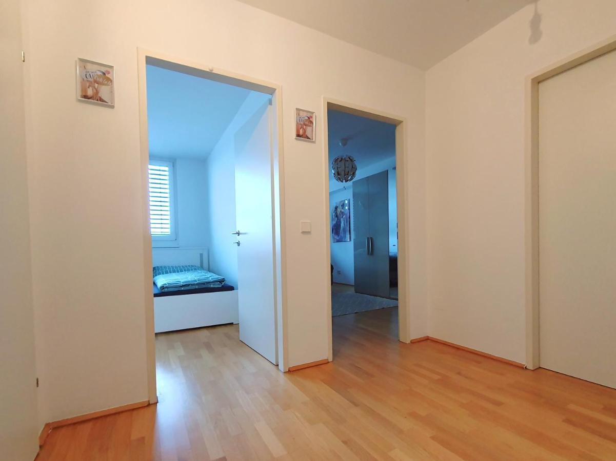 Near Lake Two Bedroom Duplex Apartment Wien Eksteriør billede
