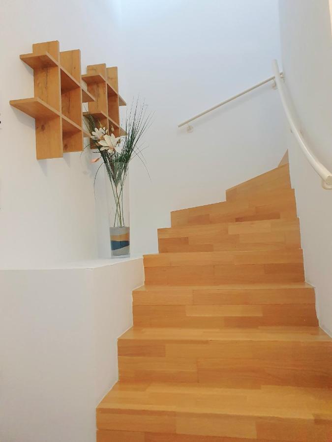 Near Lake Two Bedroom Duplex Apartment Wien Eksteriør billede